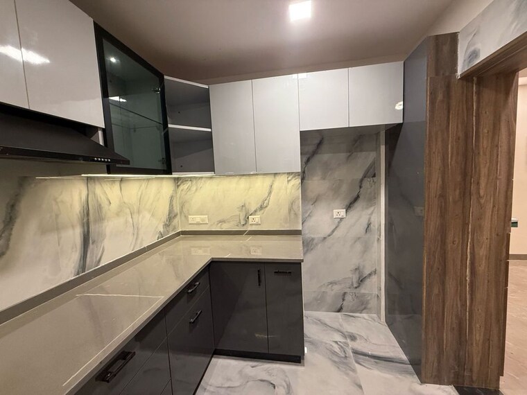 Kitchen, sector 13 dwarka 3 Bedroom 1500 Sq.Ft. Apartment In Sector 13 Dwarka Delhi 10110856