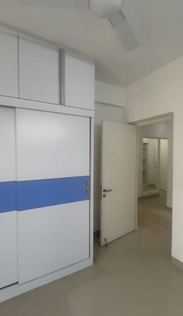 Room in 3 BHK Apartment at Emaar Emerald Estate, Sector 65 – for Rent