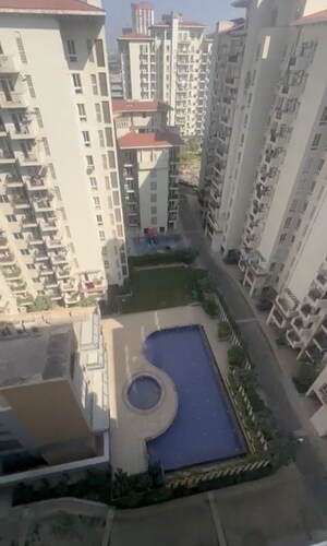 3 BHK Apartment For Rent in Emaar Emerald Estate, Sector 65
