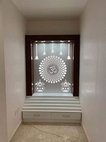 Furnished Amenities in 4 BHK Builder Floor at Parklands, Sector 85 – for Sale