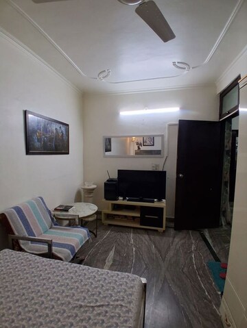 Living Room in 2 BHK Builder Floor at Rajpur Khurd Extension – for Rent