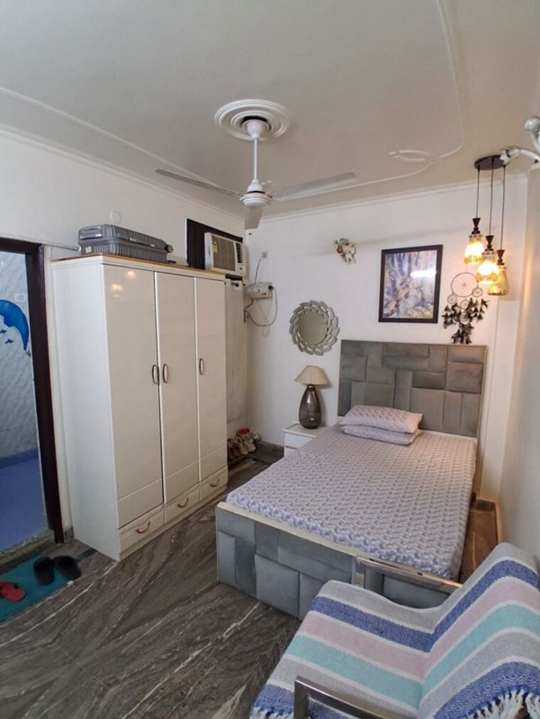 Bedroom, rajpur khurd extension 2 Bedroom 85 Sq.Yd. Builder Floor In Rajpur Khurd Extension Delhi 10110940