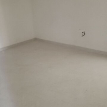 Room in 3 BHK Apartment at Pundag – for Rent