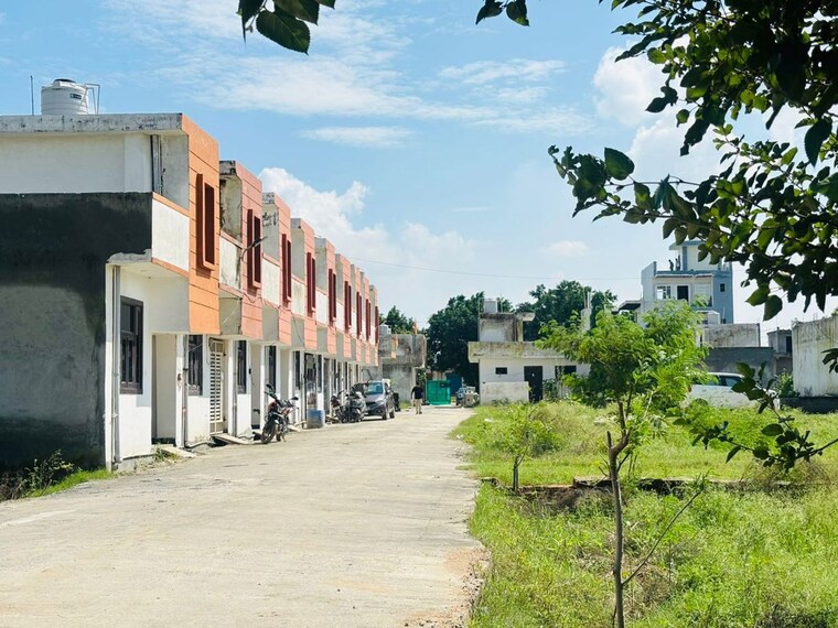 Exterior View, divine-village  50 Sq.Yd. Plot In Sunpura Greater Noida 10110949