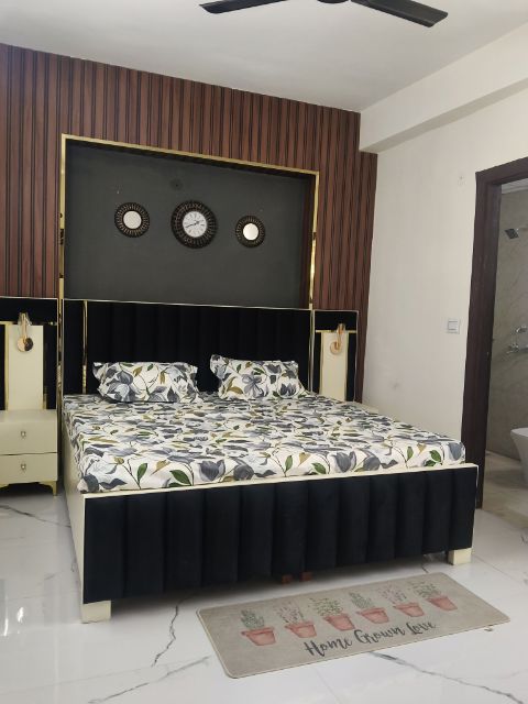 2 BHK + Extra Room Builder Floor For Sale in Sector 73