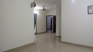 Room in 2 BHK Apartment at Eden Tolly Signature Phase II, Tollygunge – for Rent