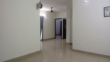 Room in 2 BHK Apartment at Eden Tolly Signature Phase II, Tollygunge – for Rent