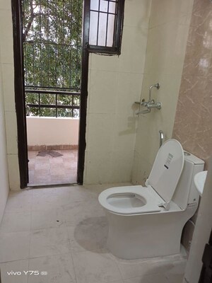 Bathroom in 3 BHK Builder Floor at SS Mayfield Gardens, Sector 51 – for Rent