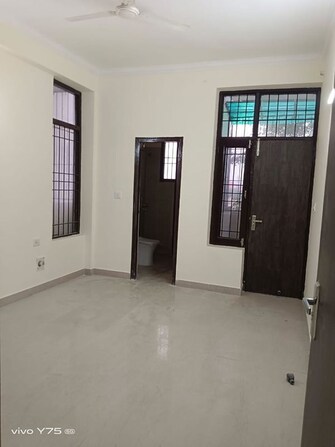 3 BHK + Pooja Room 253 Sq.Yd. Builder Floor in SS Mayfield Gardens