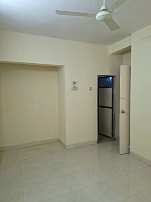 Room in 2 BHK Apartment at Cosmos Park, Ghodbunder Road – for Rent