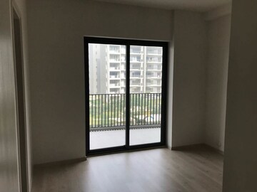 Room in 4 BHK Apartment at BPTP Park Prime, Sector 66 – for Sale