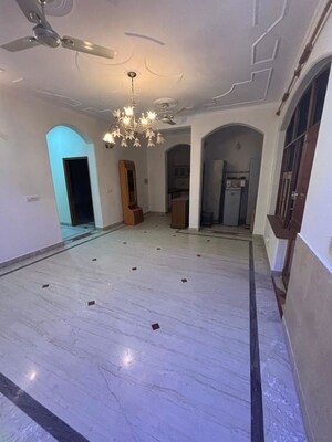 Bathroom in 5 BHK Independent House at Sector 28 – for Rent