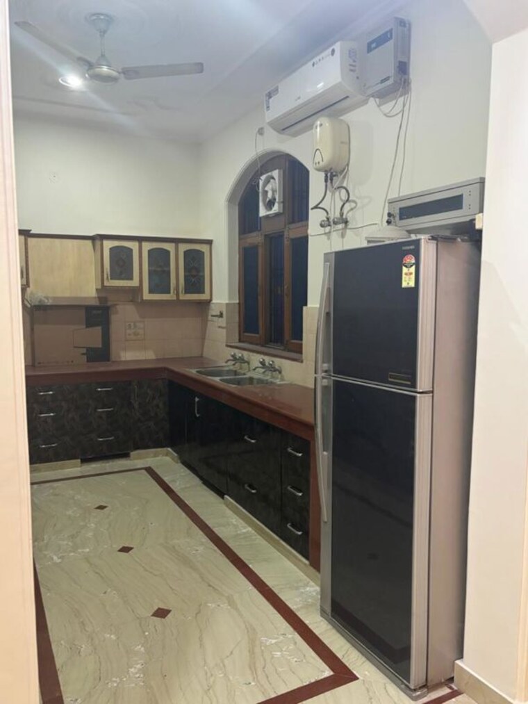 Kitchen, sector 28 5 Bedroom 350 Sq.Yd. Independent House In Sector 28 Faridabad 10111022