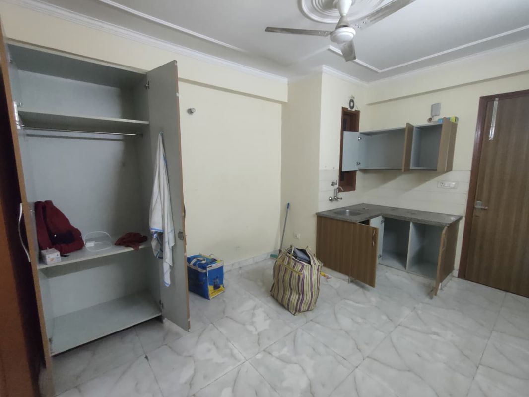 2 BHK + Study Room Builder Floor For Rent in Saket