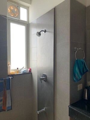 Bathroom in 3 BHK Apartment at Ireo Skyon, Sector 60 – for Sale