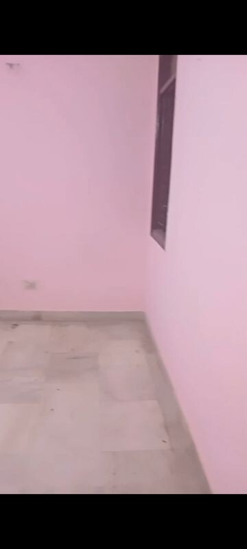 Room in 2 BHK Builder Floor at Savitri Nagar – for Rent