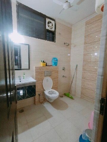 Bathroom in 3 BHK Apartment at SS Mayfield Gardens, Sector 51 – for Rent