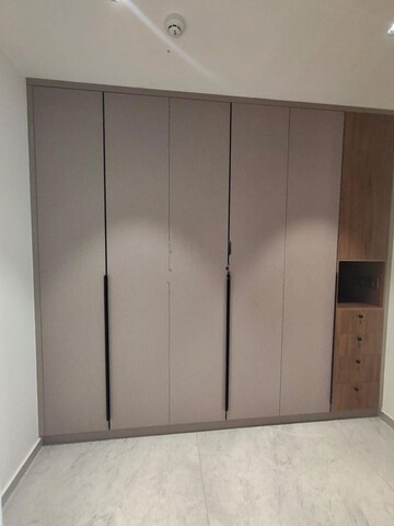 Room in 3 BHK Apartment at Sri Fortune Sonthalia Sky Villas, Kokapet – for Rent