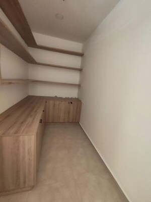 Room in 3 BHK Apartment at Sri Fortune Sonthalia Sky Villas, Kokapet – for Rent