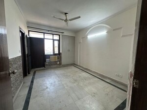 Room in 3 BHK Apartment at Dwarka – for Rent