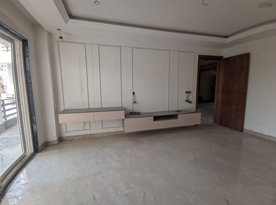 4 BHK + Pooja Room Apartment For Sale in Green Fields Colony
