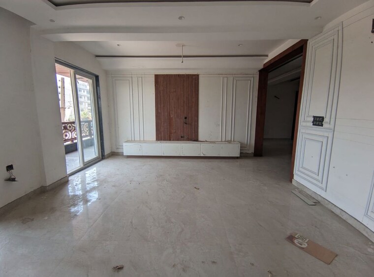 Room, green fields colony 4 Bedroom 4050 Sq.Ft. Apartment In Green Fields Colony Faridabad 10098867