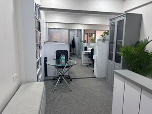 3 BHK Apartment For Rent in Bhagwan Arab Building, Girgaon