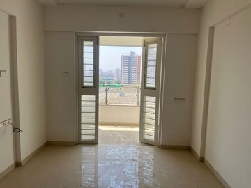 Room in 1 BHK Apartment at Pantheon Acorn Park Phase 1, Wakad – for Rent