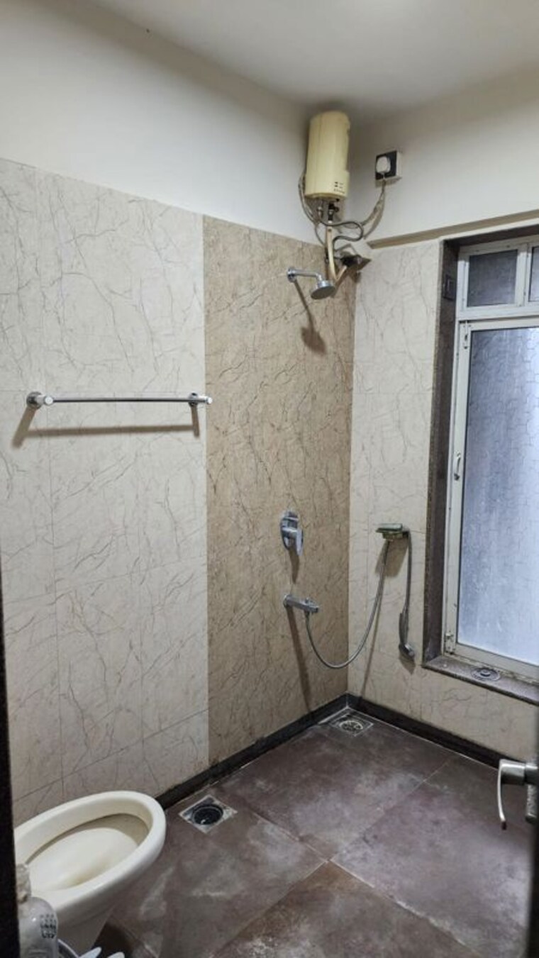 Bathroom, ram-mandir-industrial-estate 2 Bedroom 650 Sq.Ft. Apartment In Goregaon East Mumbai 10111455