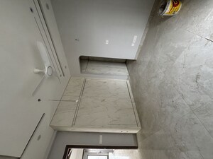 Building Lobby in 4 BHK Apartment at Shalimar One World Belvedere Court 3, Gomti Nagar – for Sale