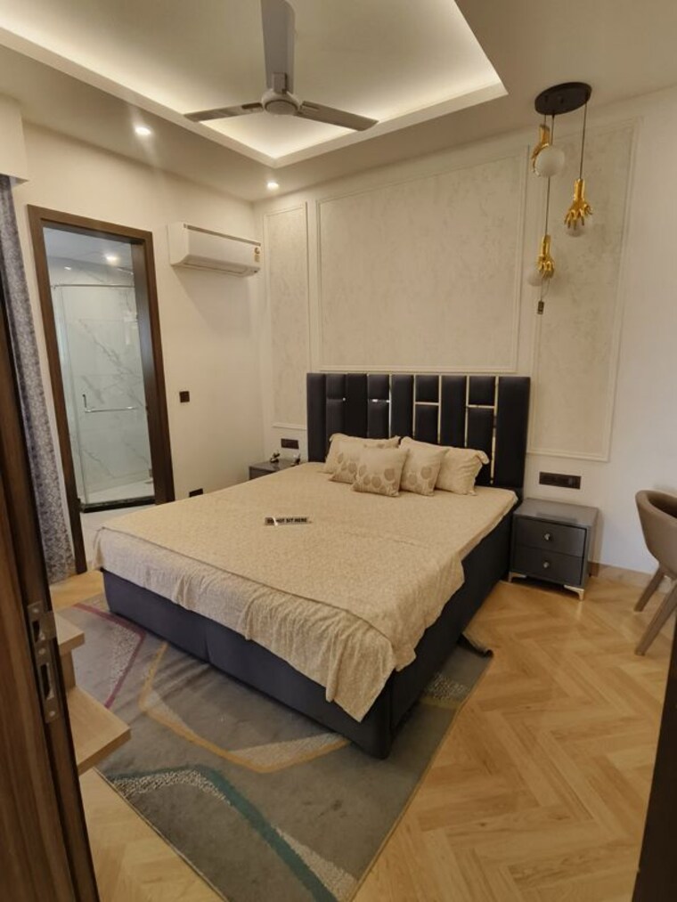 Bedroom, nirvana country 2 3.5 Bedroom 1700 Sq.Ft. Builder Floor In Nirvana Country 2 Gurgaon 10111115