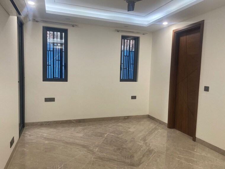 Room, green park 3 Bedroom 1800 Sq.Ft. Apartment In Green Park Delhi 10111463
