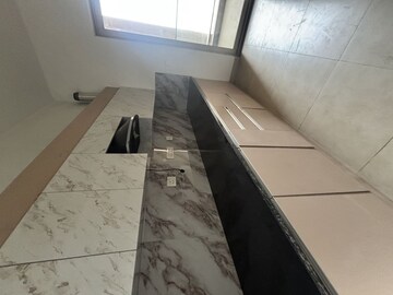 Balcony in 4 BHK Apartment at Shalimar One World Belvedere Court 3, Gomti Nagar – for Rent