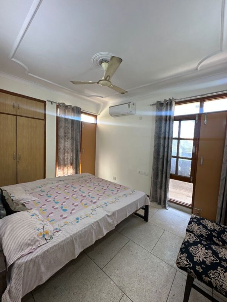 Bedroom, dwarka 3 Bedroom 1400 Sq.Ft. Apartment In Dwarka Delhi 10111588