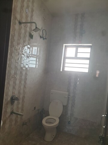 Bathroom in 2 BHK Independent House at Sector 16 – for Rent
