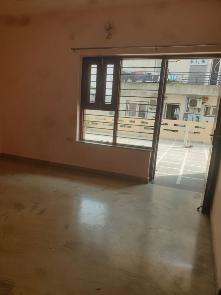 Room, sector 16 2 Bedroom 1250 Sq.Ft. Independent House In Sector 16 Faridabad 10111617