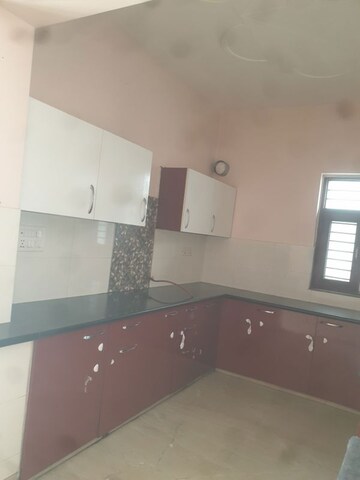 Kitchen in 2 BHK Independent House at Sector 16 – for Rent