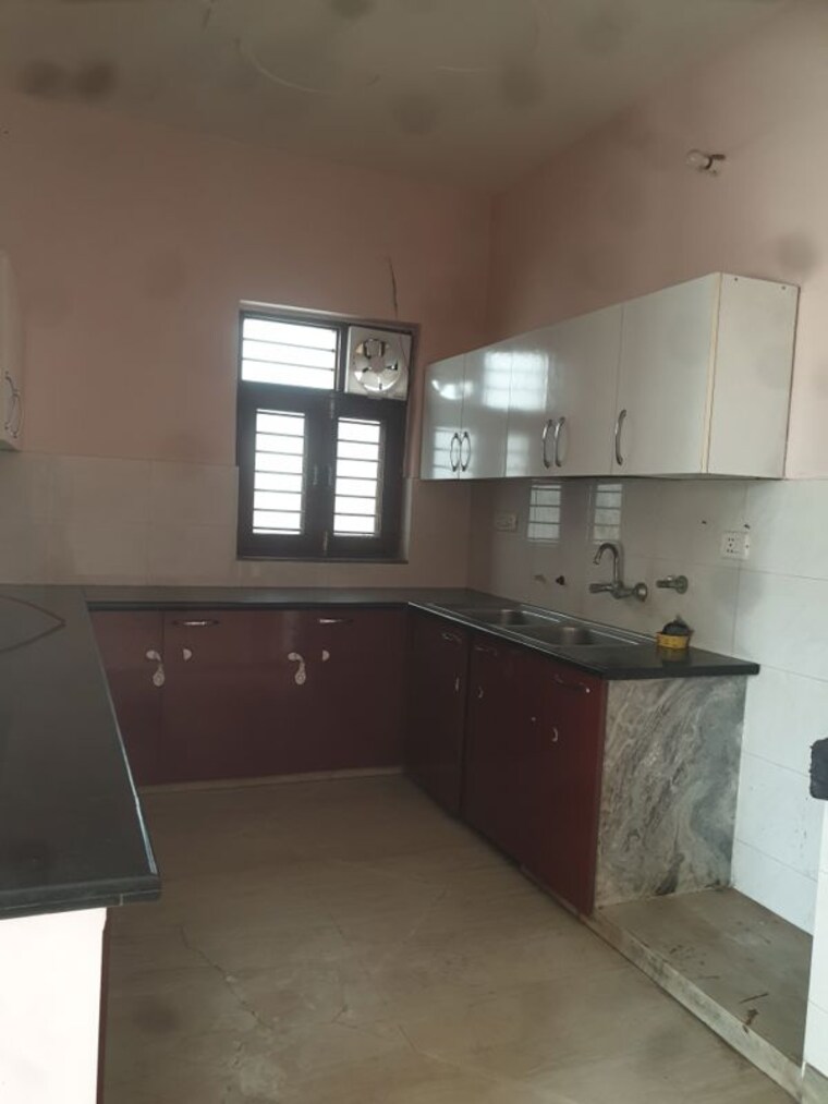 Kitchen, sector 16 2 Bedroom 1250 Sq.Ft. Independent House In Sector 16 Faridabad 10111617