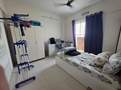 2 BHK + Pooja Room Apartment For Sale in Malpani Cereza