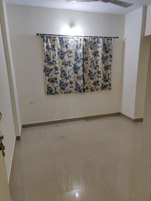 Room in 3 BHK Apartment at Hinjewadi – for Rent