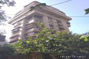 2 BHK Apartment – Exterior View View at Bandra West - for Rent