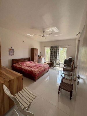 Bedroom in 4 BHK Apartment at Baner – for Rent