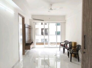 Living Room in 3.5 BHK Apartment at Smart World Gems, Sector 89 – for Rent