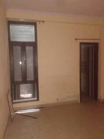 Room in 2 BHK Builder Floor at Govindpuram – for Sale