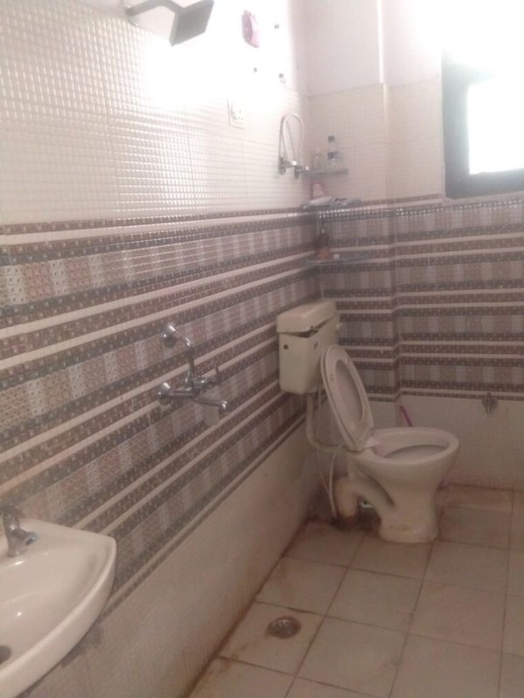 undefined, govindpuram 2 Bedroom 65 Sq.Yd. Builder Floor In Govindpuram Ghaziabad 10111740