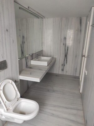 Bathroom in 3 BHK Apartment at Dunkeld Apartment, Malabar Hill – for Rent