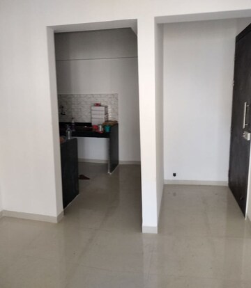  2 BHK Apartment at Majestique Nest Building D, Fursungi – for Rent