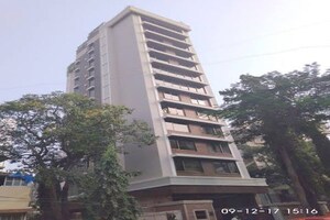 2 BHK Apartment – Exterior View View at Khar West - for Rent