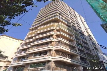 2 BHK Apartment – Exterior View View at Khar West - for Rent