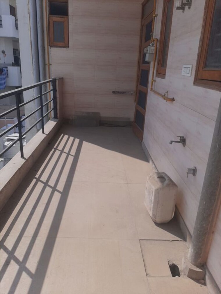 Balcony, indraprastha colony 3 Bedroom 1863 Sq.Ft. Builder Floor In Indraprastha Colony Faridabad 10111796